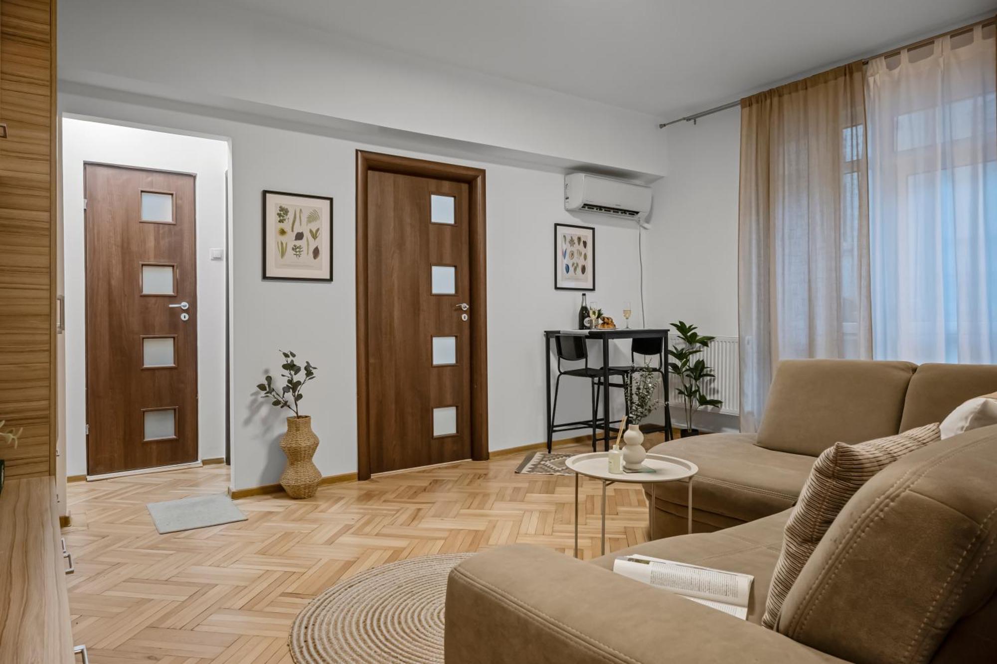 Earthy Escape - Central Apt With Balcony Bukares Bagian luar foto